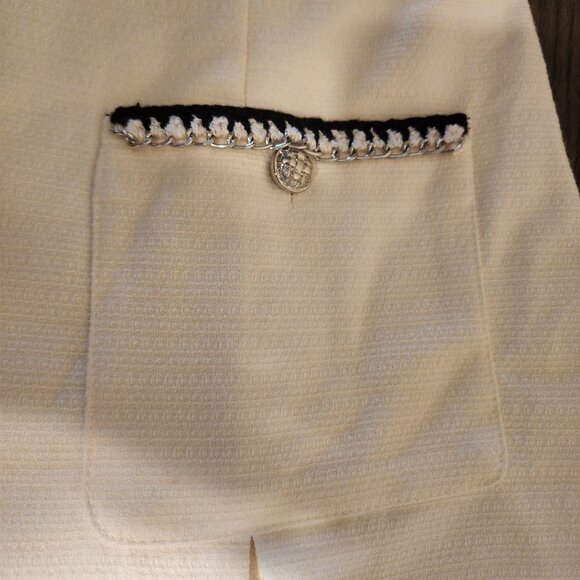 Tahari ASL Contrast Trim Short Sleeve Dress Black & White Size 12- Small Spot - Picture 4 of 15